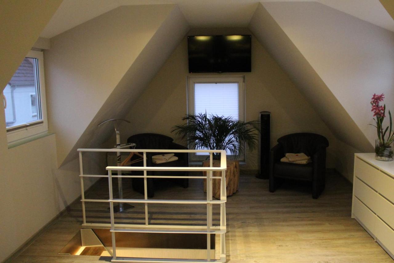 Kleines Zuhause Lägenhet Magdeburg Exteriör bild