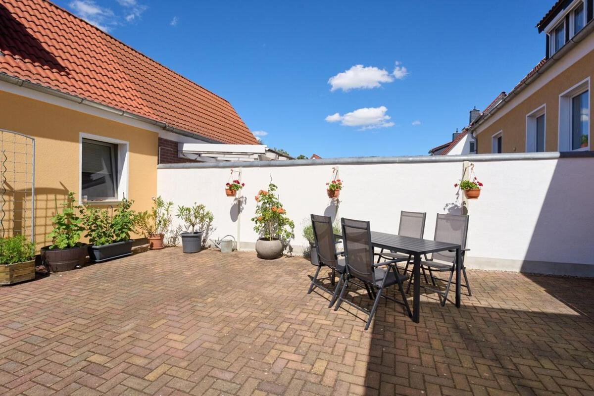 Kleines Zuhause Lägenhet Magdeburg Exteriör bild